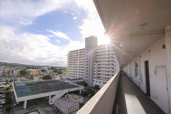 Pia Marine Condominium Barrigada 外观 照片